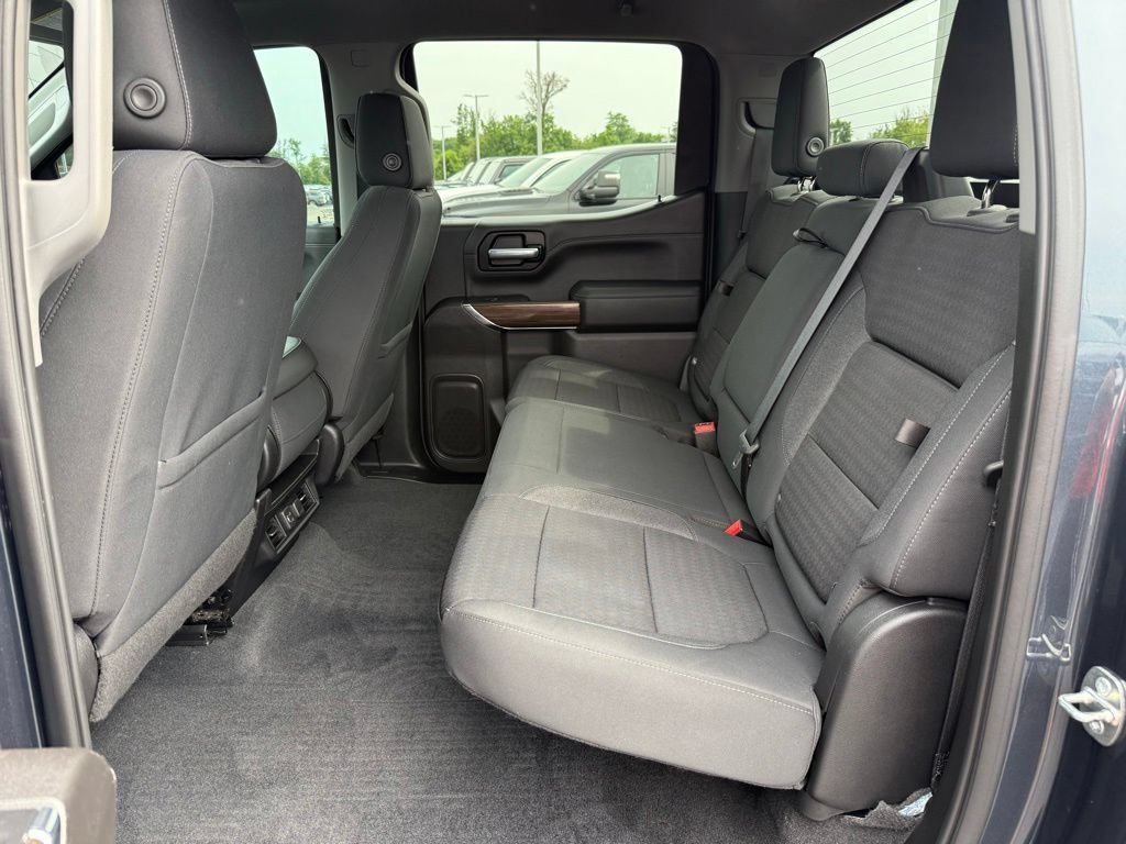 Used 2020 Chevrolet Silverado 1500 RST AWD/4WD image 25