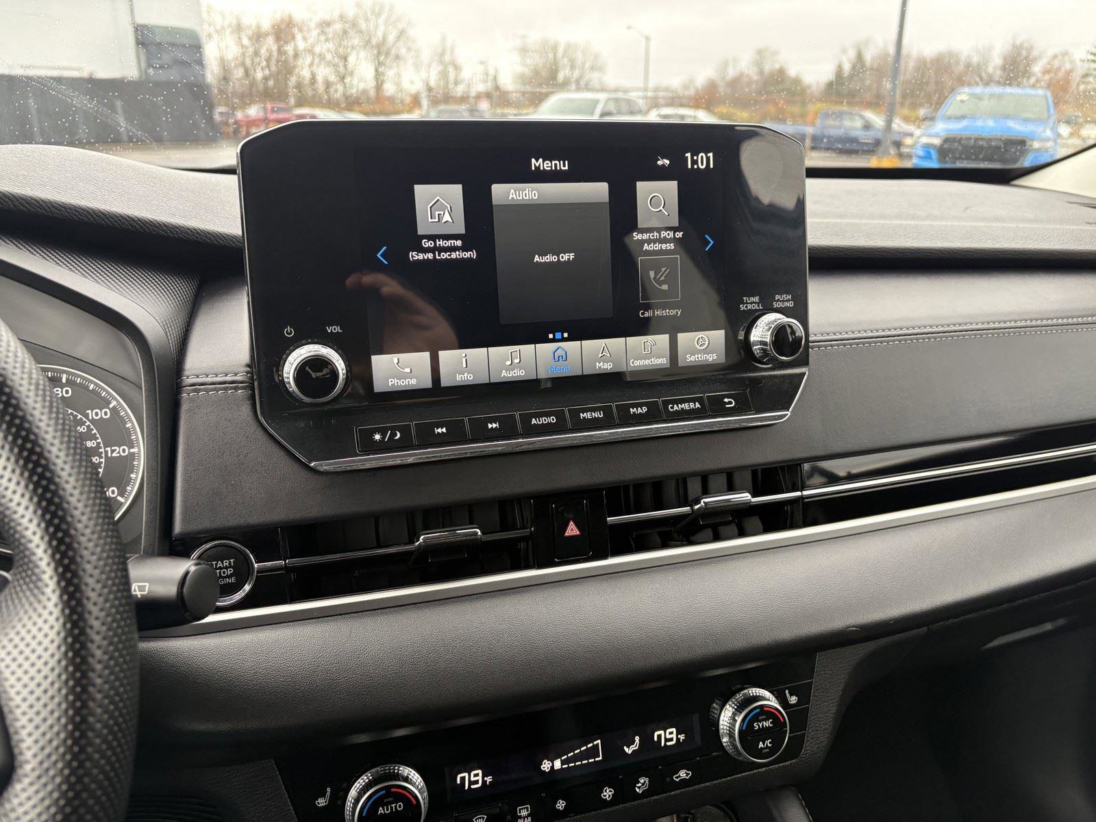 Used 2024 Mitsubishi Outlander SE image 17