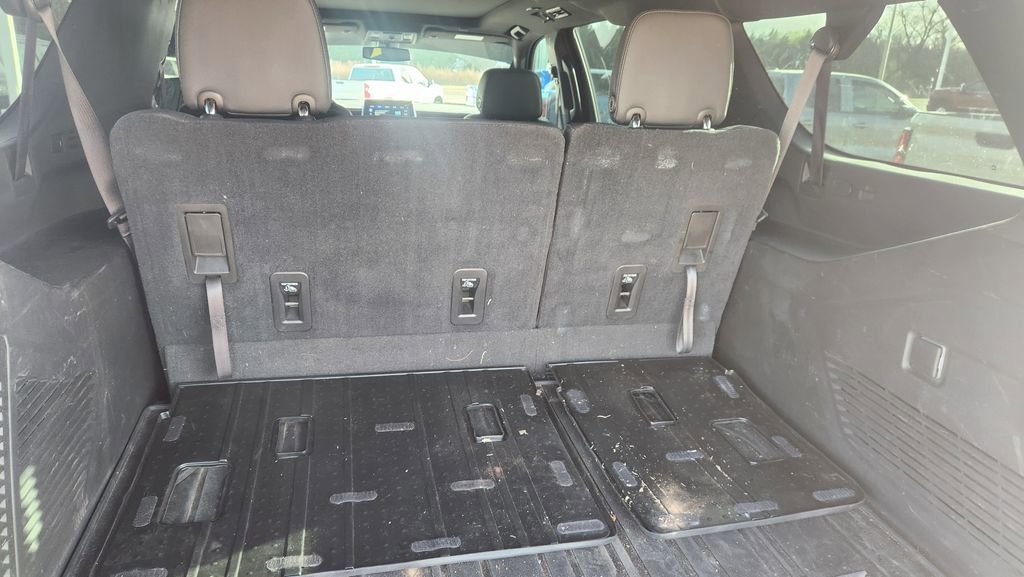 Used 2021 Chevrolet Suburban Z71 image 6