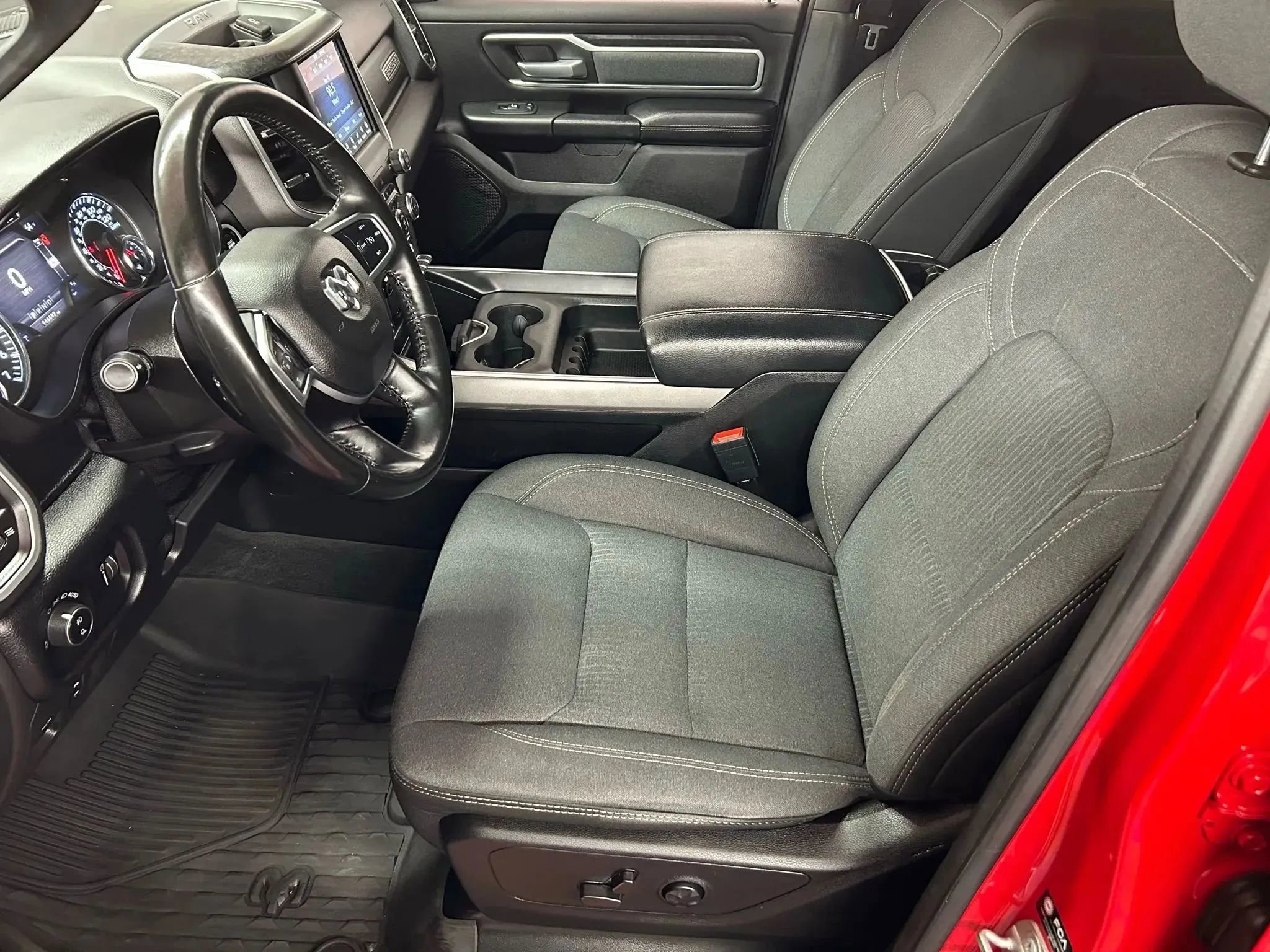 Used 2021 RAM 1500 Big Horn image 8