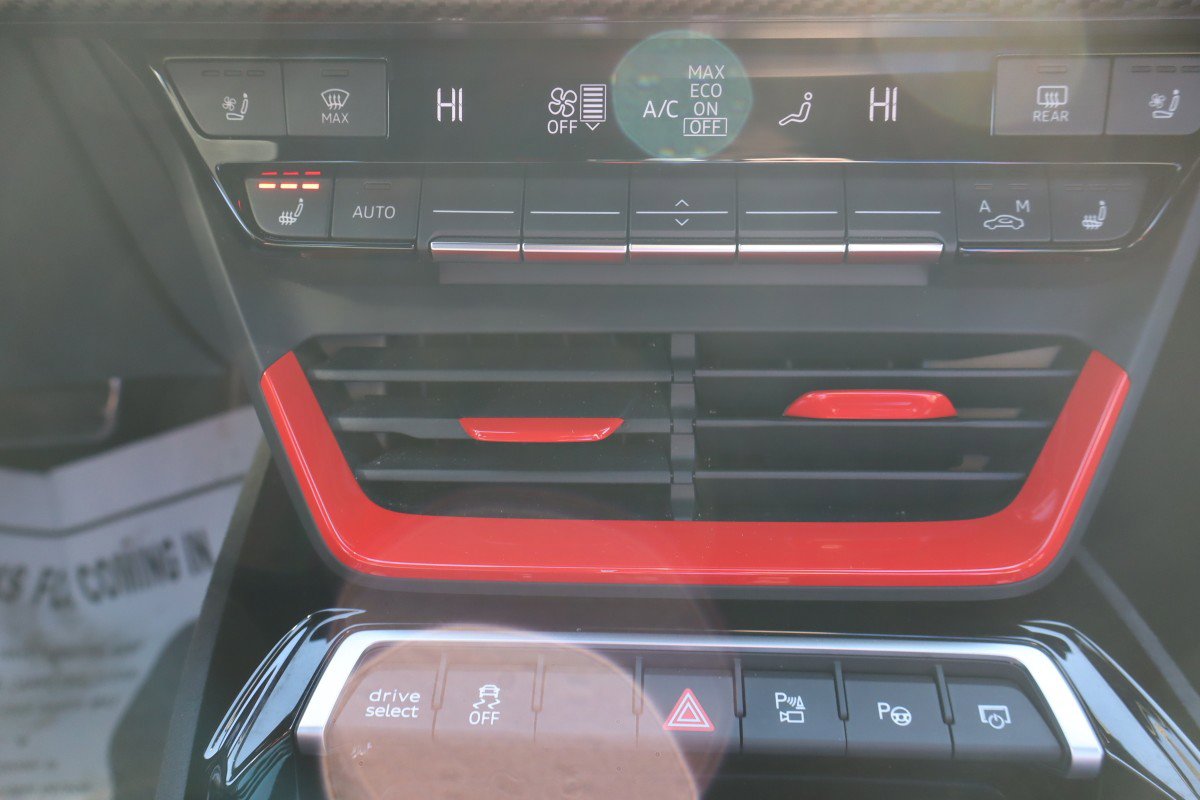 Used 2023 Audi RS e-tron GT image 16