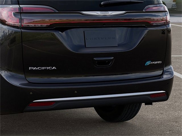 New 2026 Chrysler Pacifica Pinnacle image 13