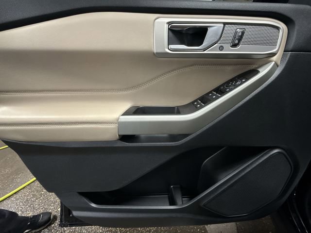 Used 2023 Ford Explorer Limited image 54