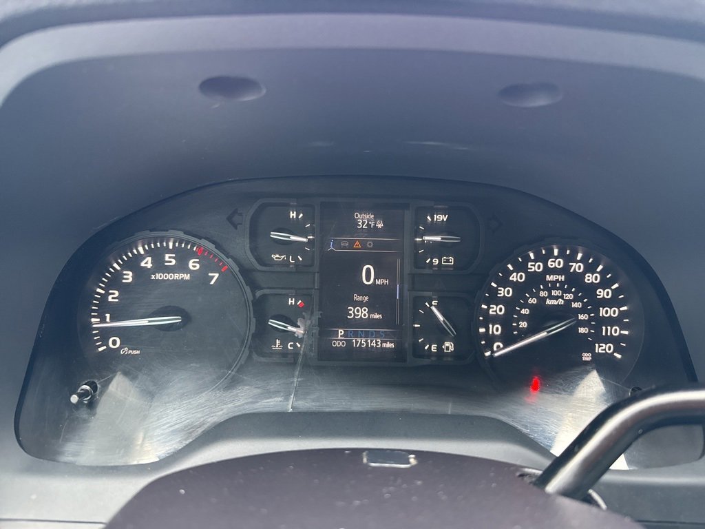 Used 2018 Toyota Tundra SR image 12