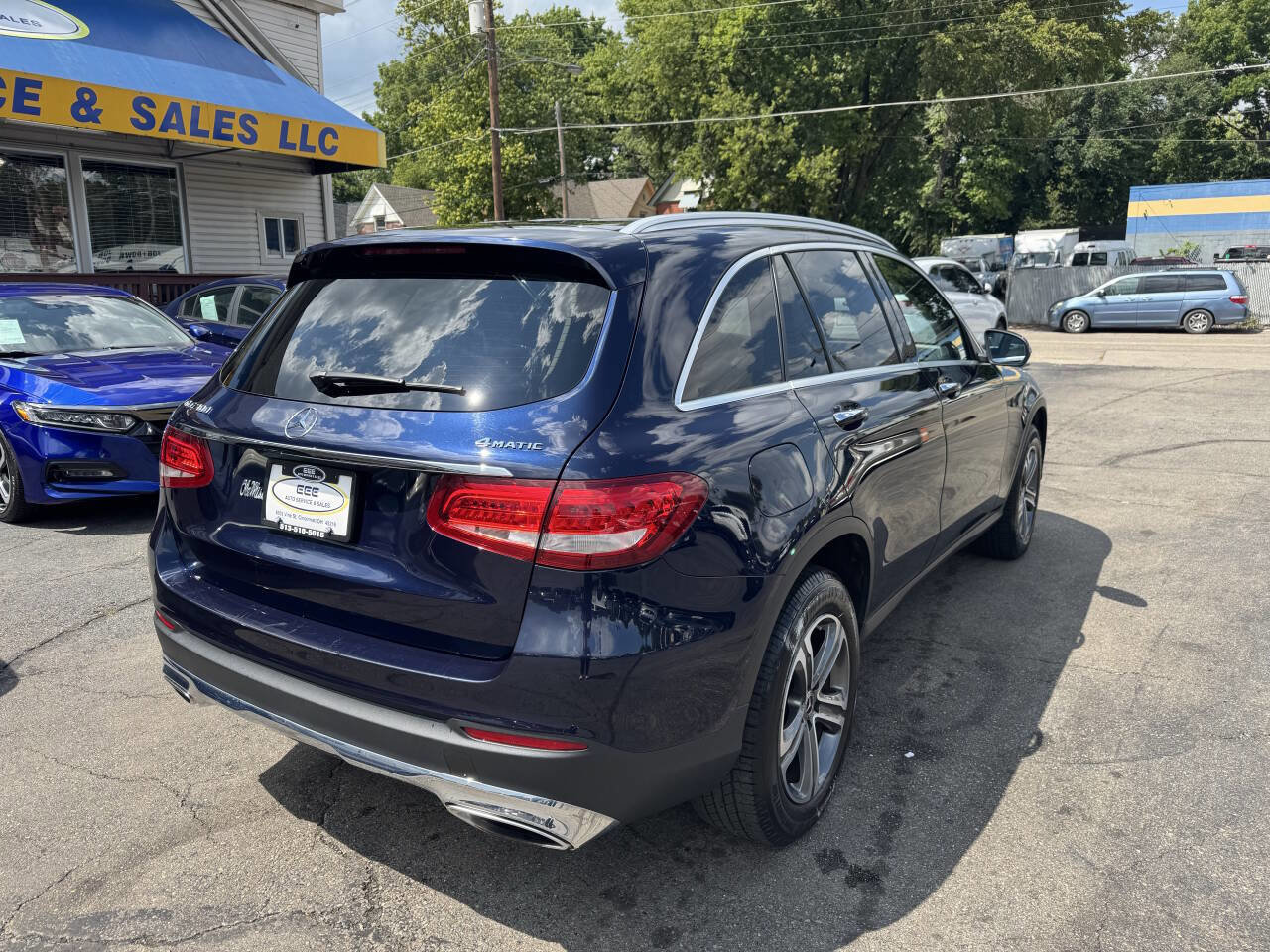 Used 2019 Mercedes-Benz GLC 300 4MATIC image 8