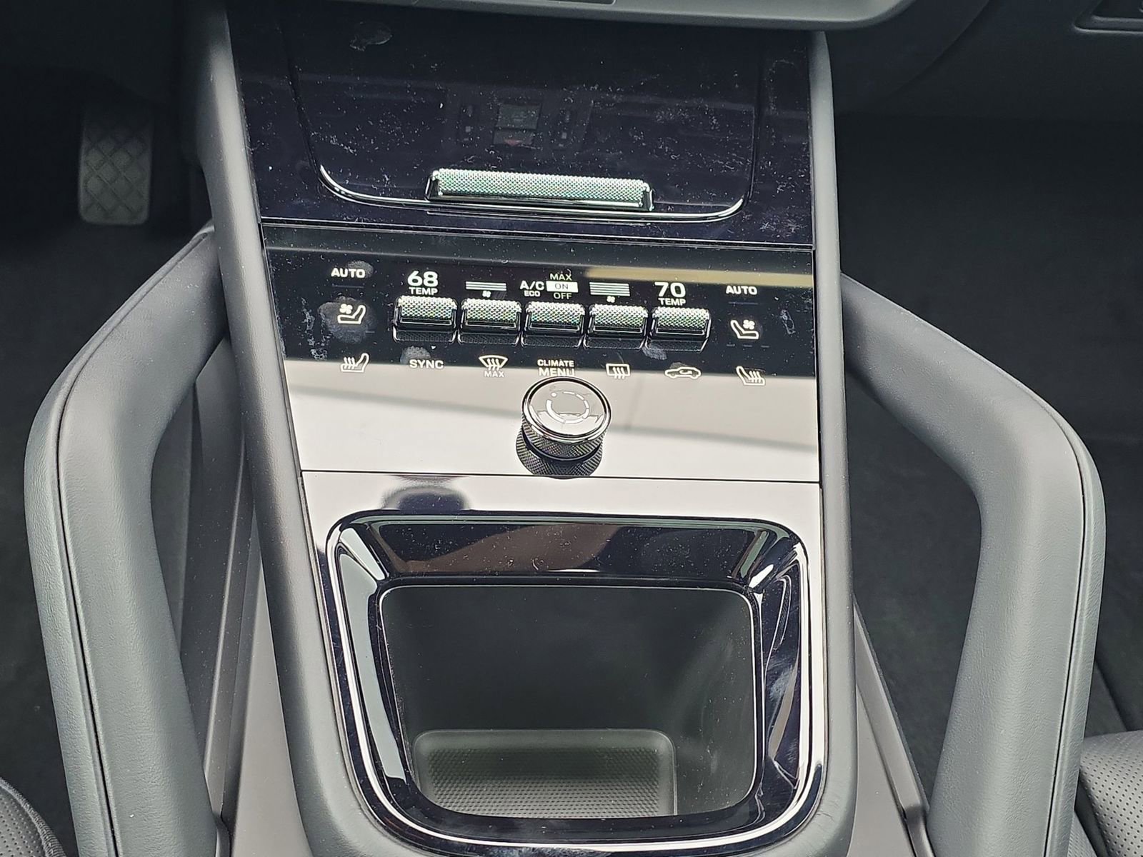 New 2026 Porsche Cayenne AWD/4WD image 20