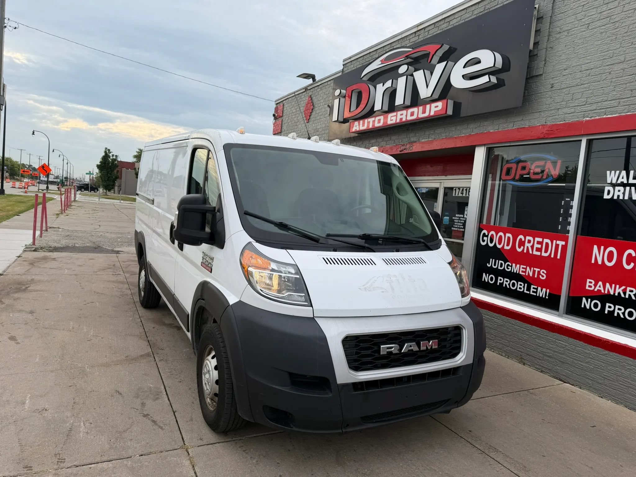 Used 2020 RAM ProMaster 1500 FWD image 1