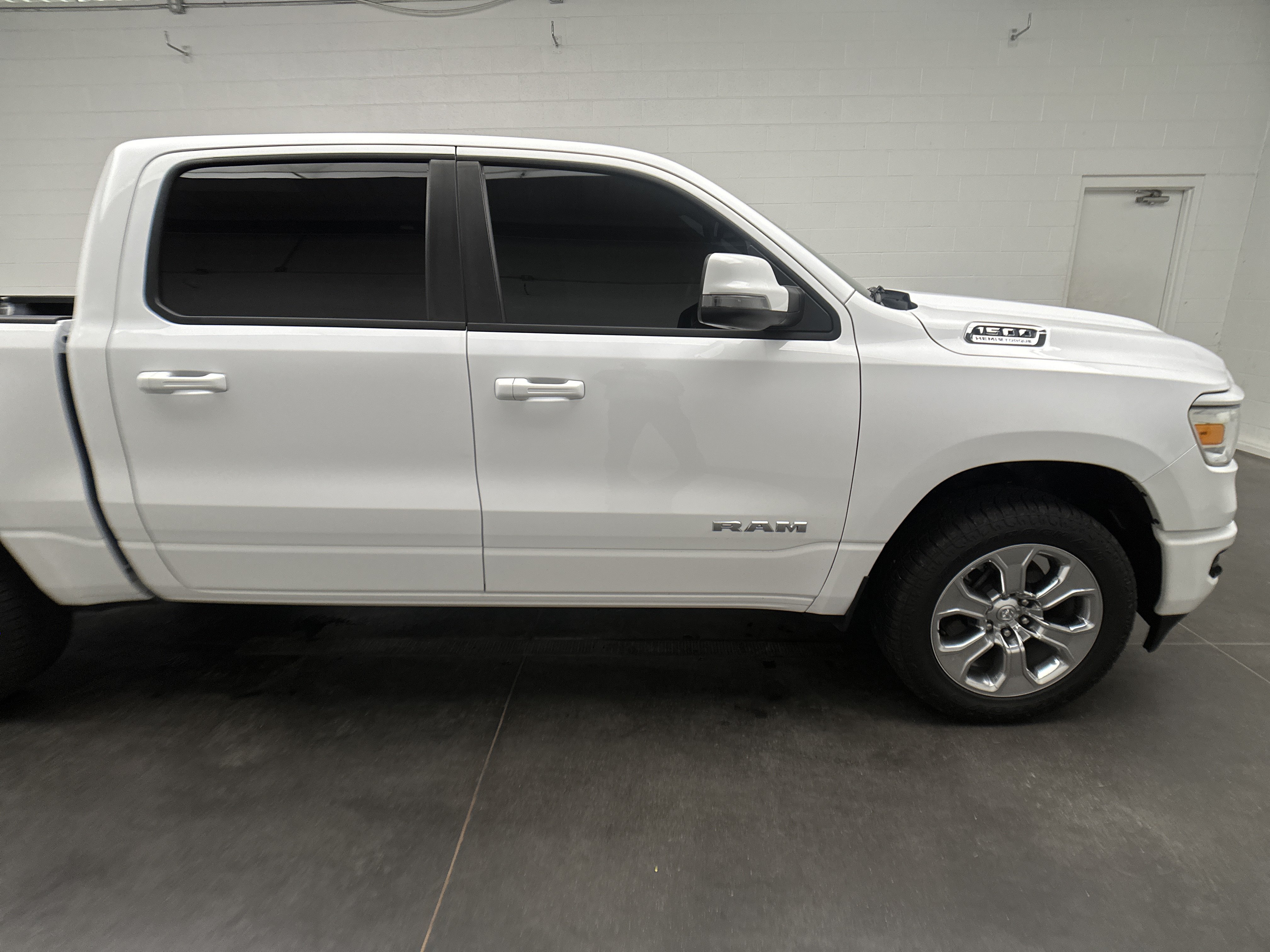 Used 2023 RAM 1500 Big Horn AWD/4WD image 41