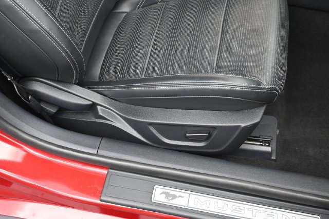 Used 2024 Ford Mustang GT Premium RWD image 31