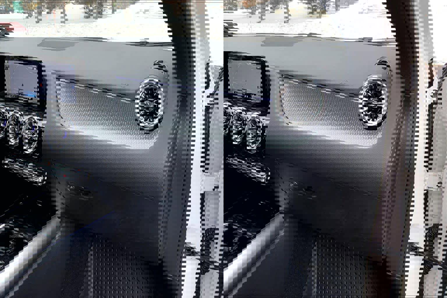 Certified 2022 Mercedes-Benz GLA 250 4MATIC image 18