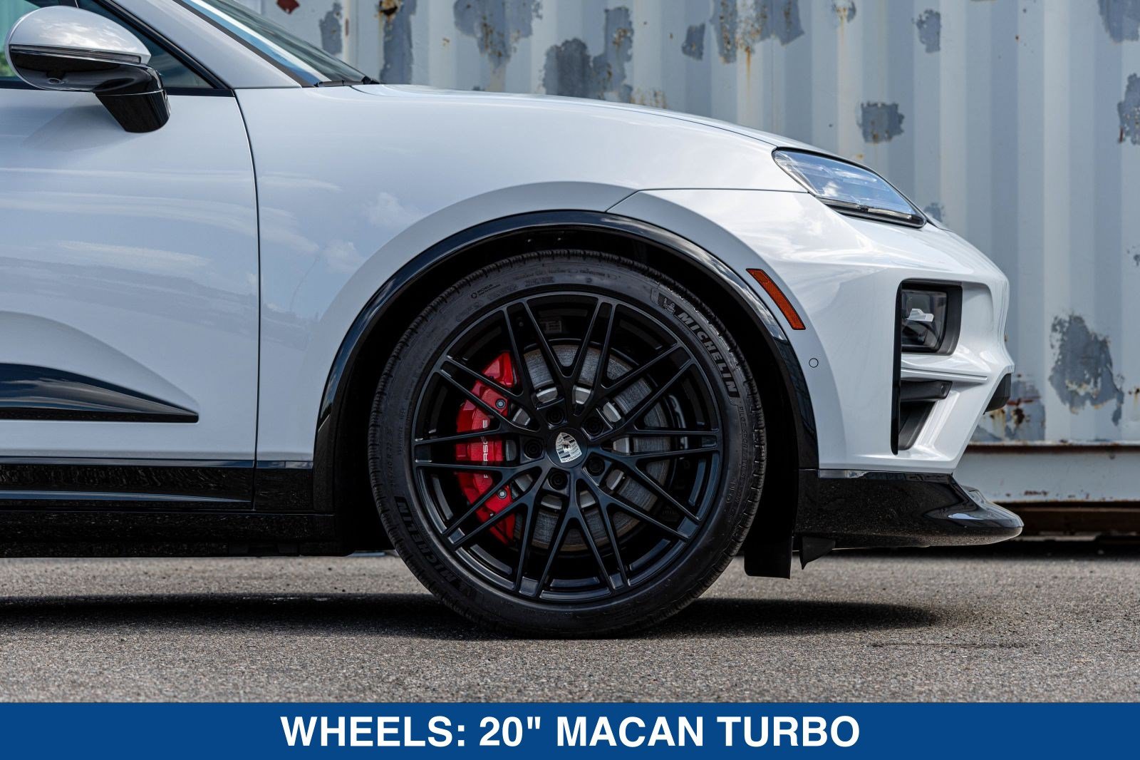 Used 2025 Porsche Macan Turbo Electric AWD/4WD image 19