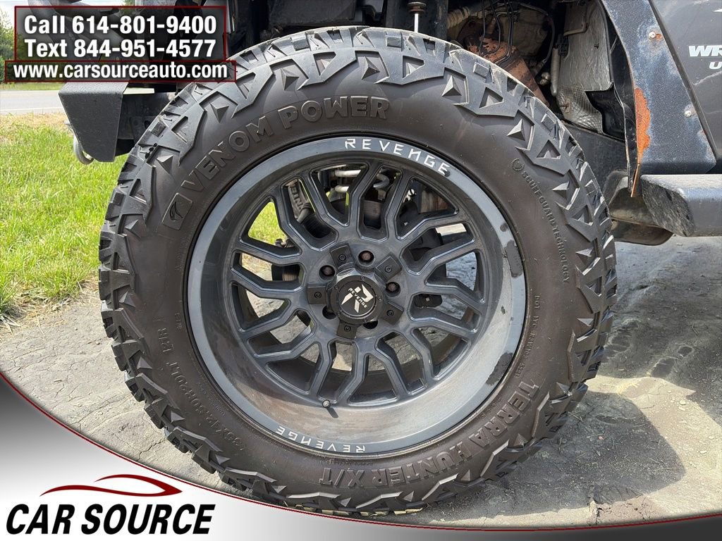 Used 2017 Jeep Wrangler Unlimited Sahara w/ Connectivity Group AWD/4WD image 22