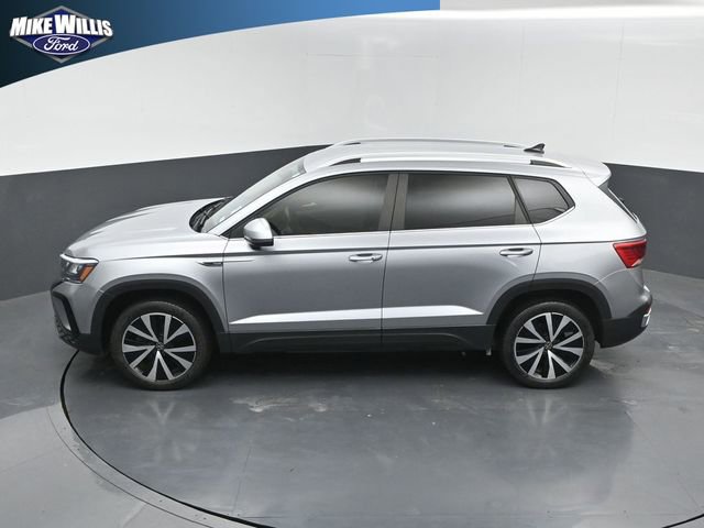 Used 2022 Volkswagen Taos SE image 12