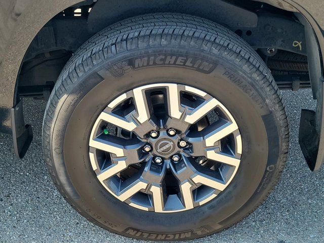 Certified 2024 Nissan Frontier SL w/ Technology Package image 13