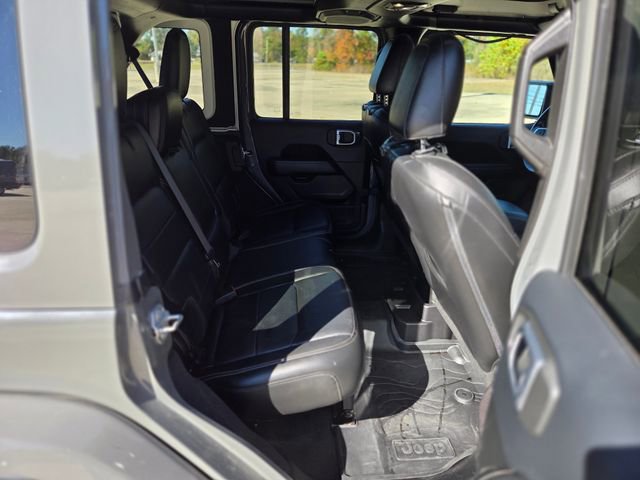 Used 2018 Jeep Wrangler Unlimited Sahara w/ Quick Order Package 24M Moab image 17