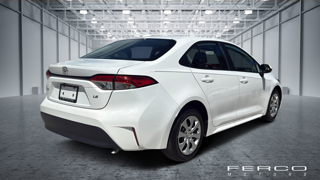 Used 2023 Toyota Corolla LE FWD image 5