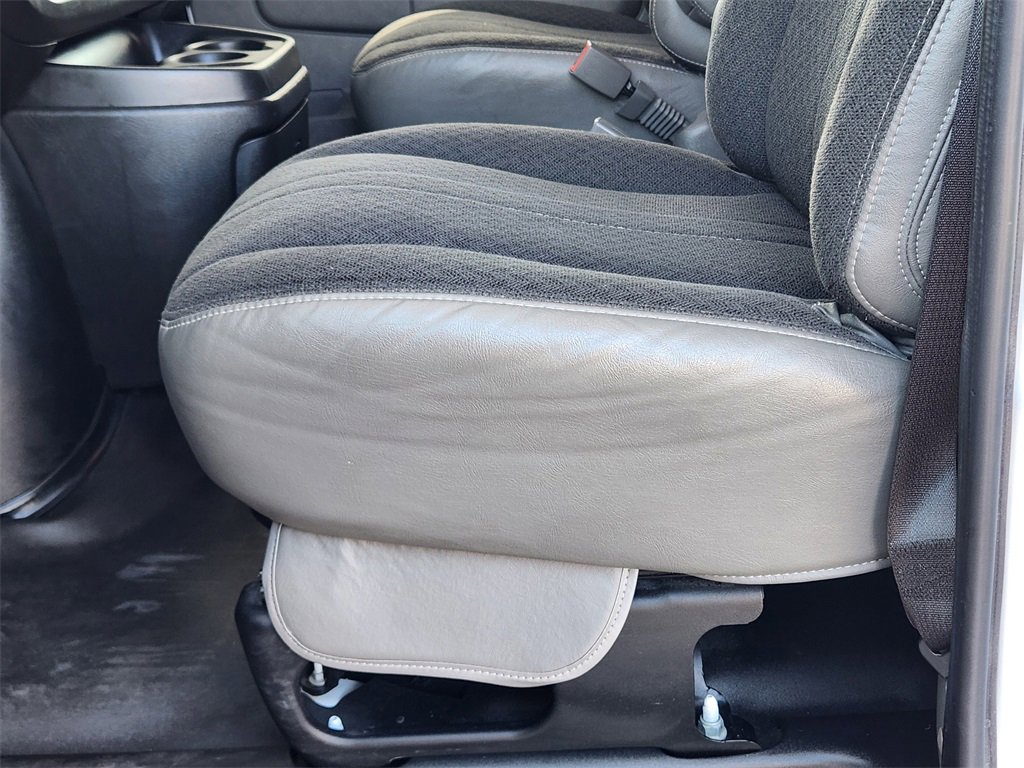 Certified 2024 Chevrolet Express 2500 w/ Driver Convenience Package image 21