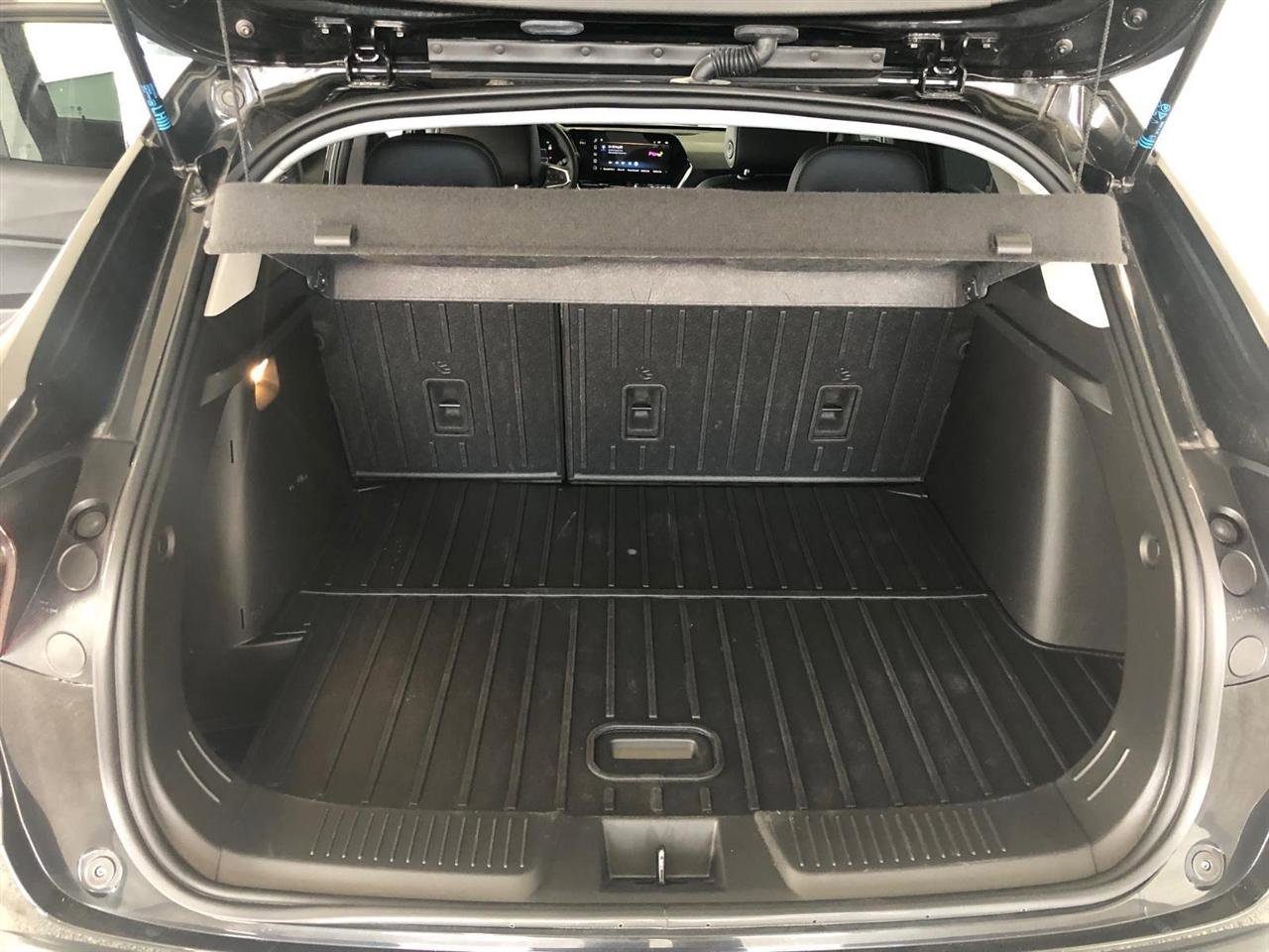 Used 2024 Chevrolet Trax LT w/ Driver Confidence Package FWD image 10