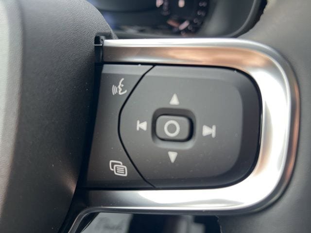 New 2026 Volvo XC40 B5 Plus w/ Climate Package AWD/4WD image 29