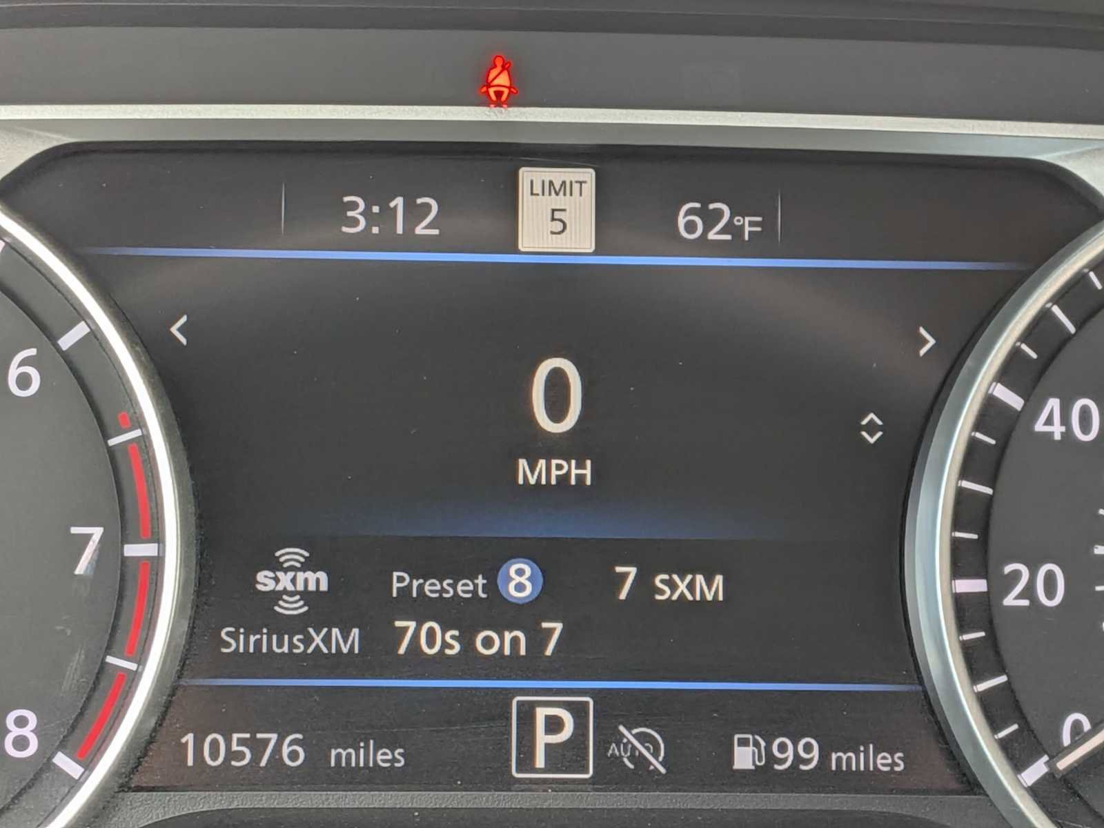 Used 2024 Nissan Sentra SV FWD image 29