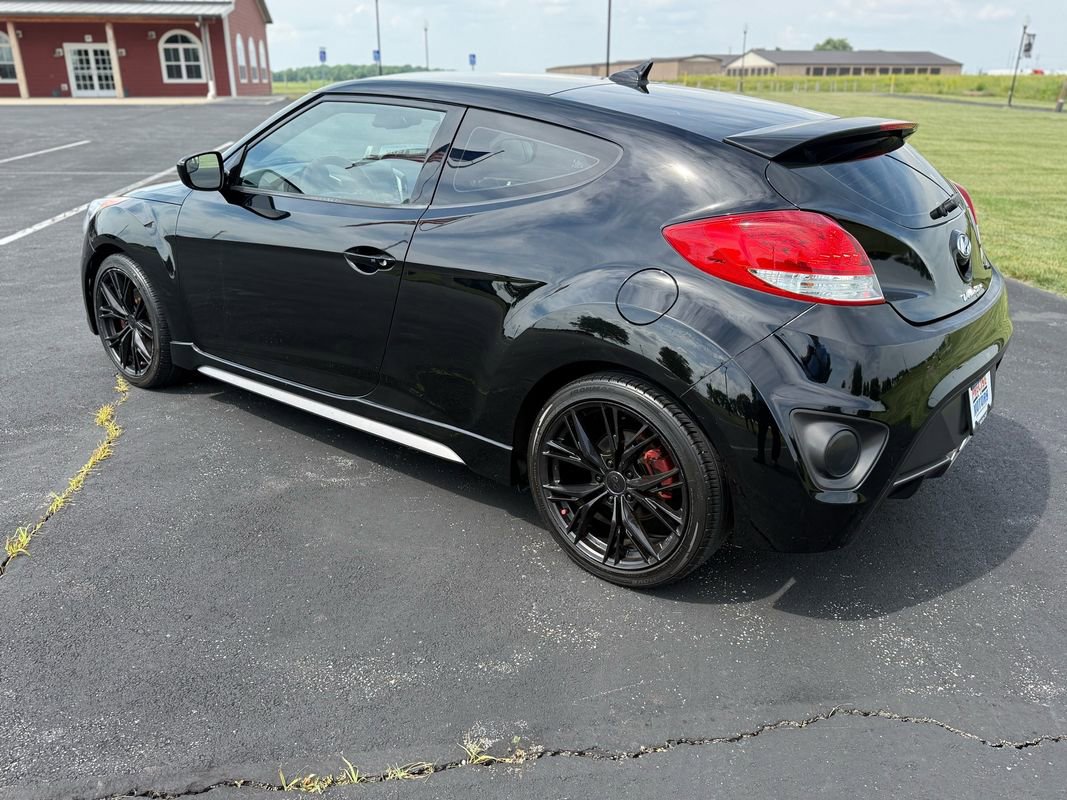 Used 2016 Hyundai Veloster Turbo R-Spec FWD image 8