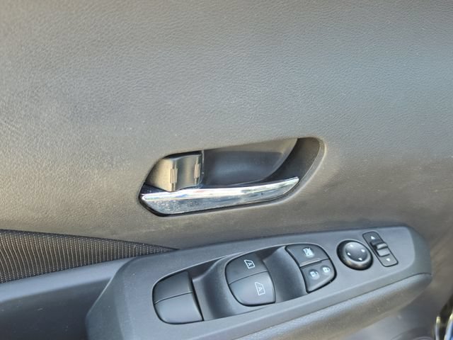 Certified 2021 Nissan Kicks SV FWD image 18