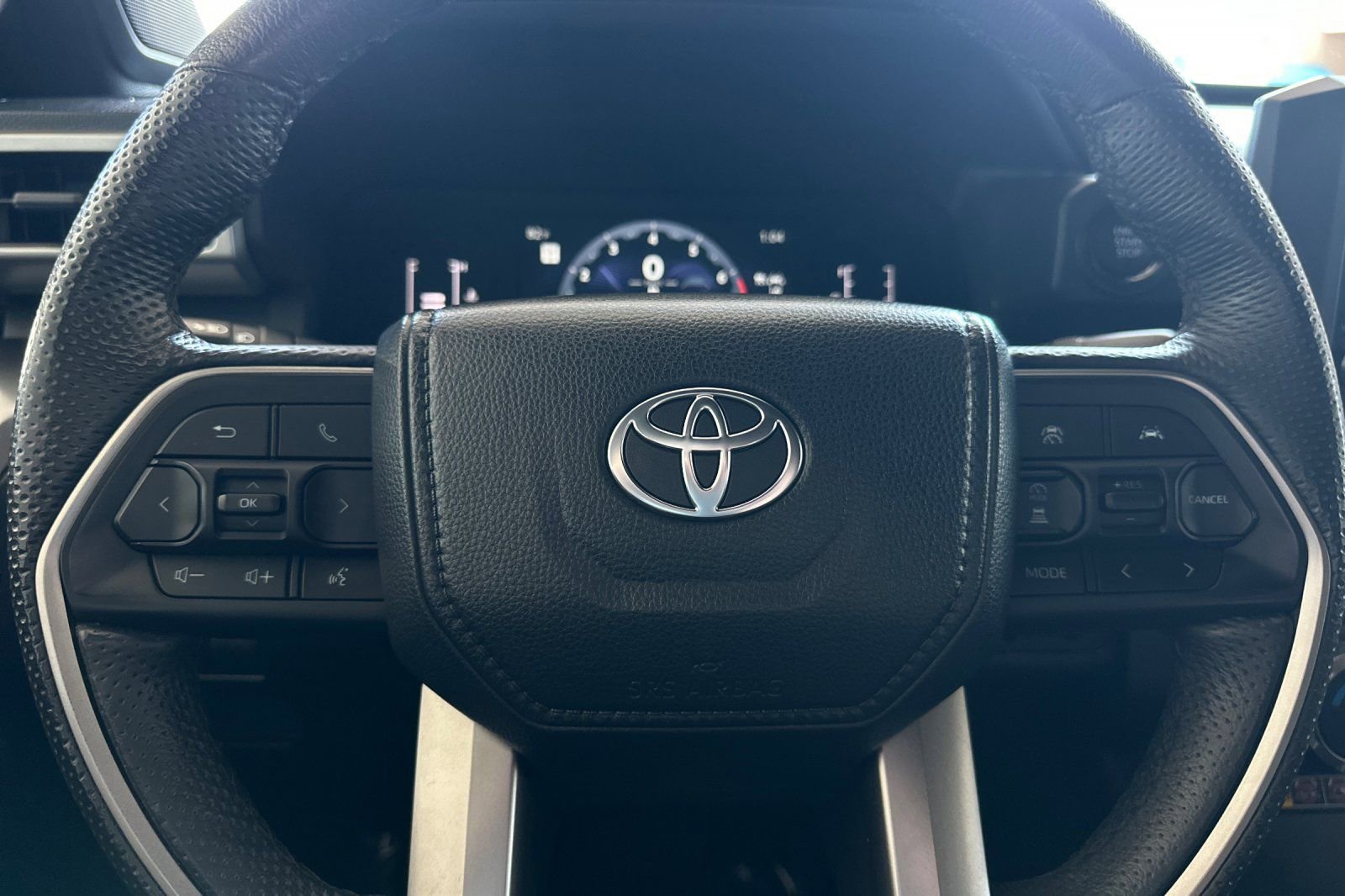 Used 2024 Toyota Tacoma SR5 AWD/4WD image 21
