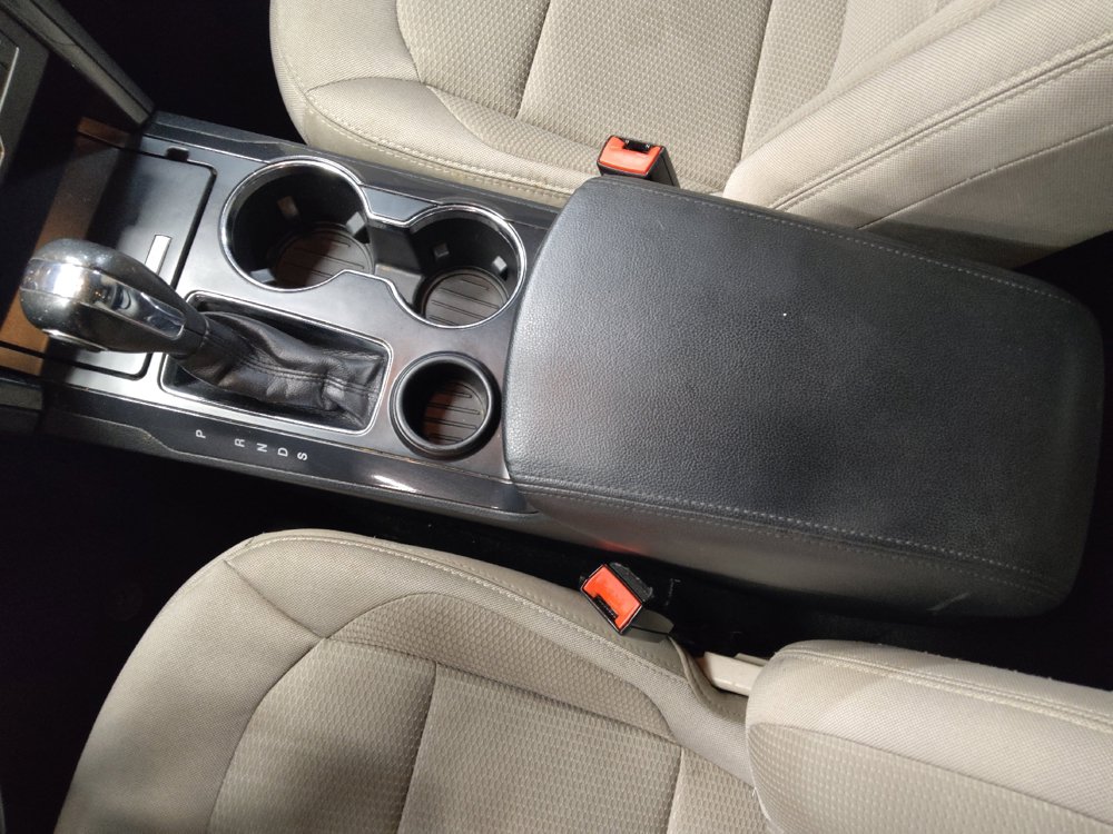Used 2019 Ford Explorer XLT w/ Equipment Group 201A FWD image 26