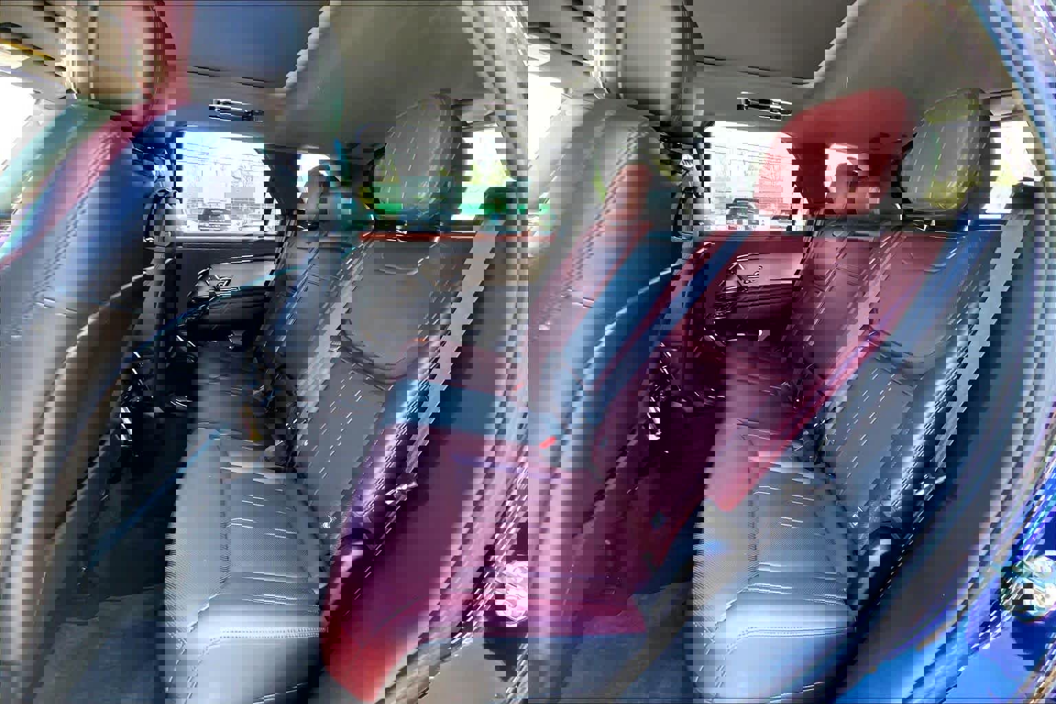 Used 2023 Land Rover Range Rover Sport SE Dynamic image 20