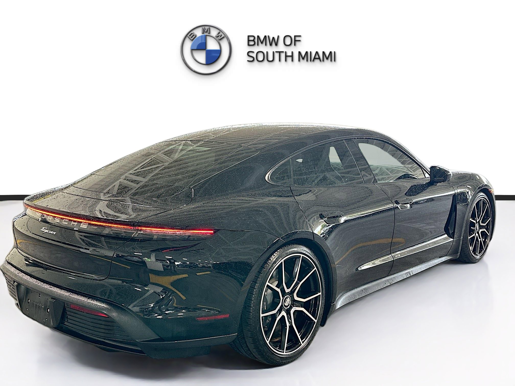 Used 2023 Porsche Taycan w/ Premium Package image 7