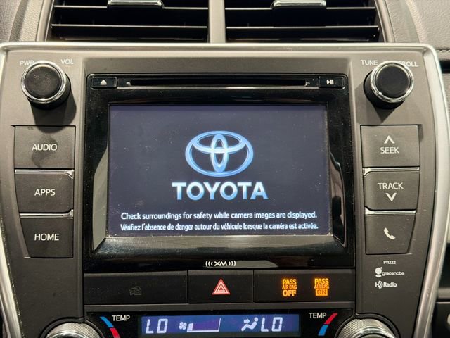 Used 2017 Toyota Camry SE image 12