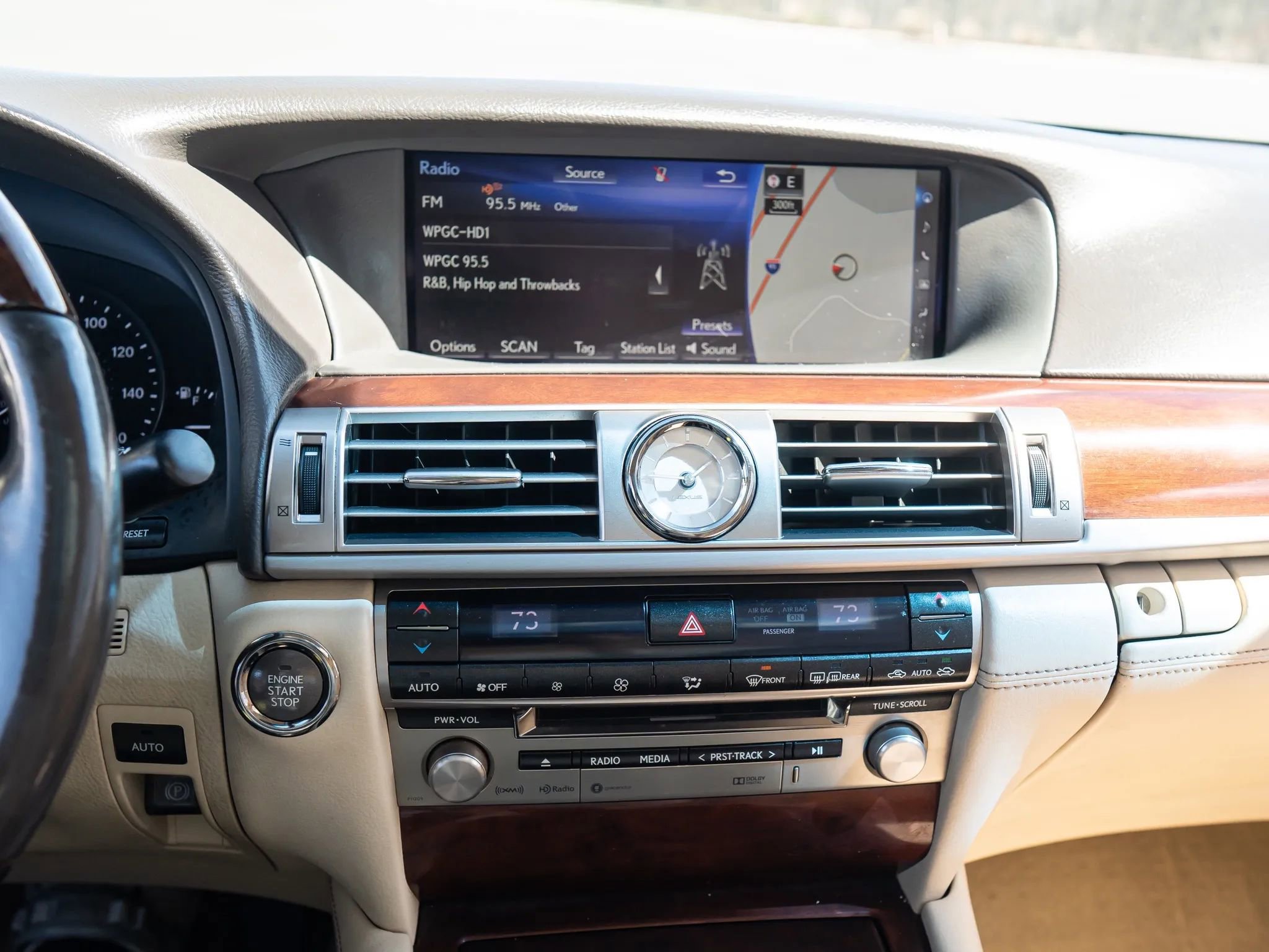 Used 2016 Lexus LS 460 AWD w/ Comfort Package image 30