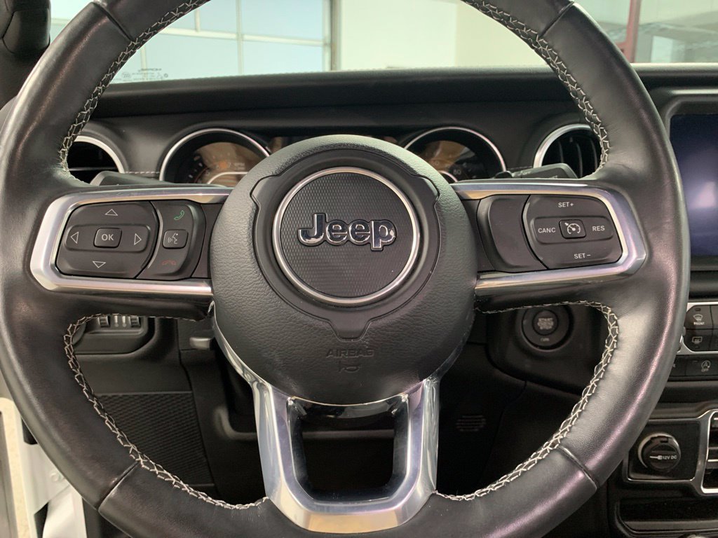 Certified 2022 Jeep Wrangler Unlimited Sahara w/ Cold Weather Group AWD/4WD image 18