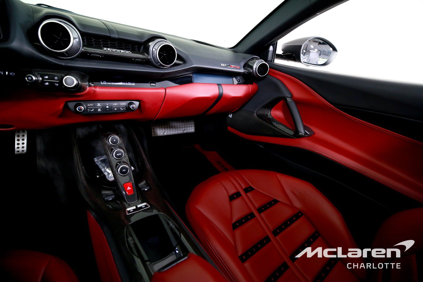 Used 2021 Ferrari 812 GTS RWD image 16
