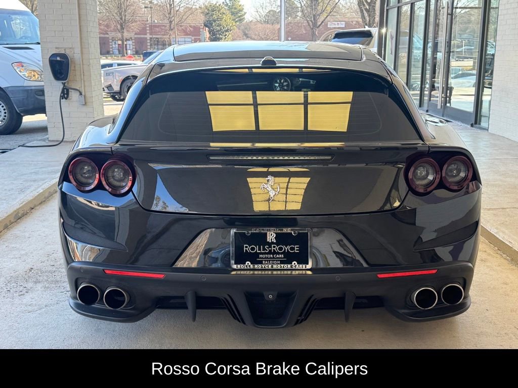Used 2018 Ferrari GTC4Lusso T image 3