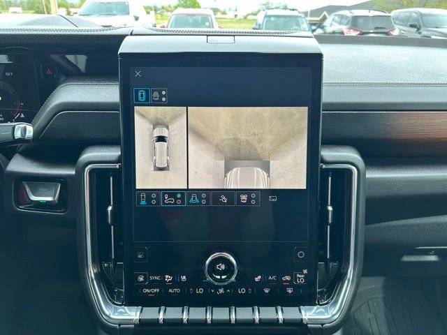 Used 2025 GMC Yukon Denali w/ Denali Reserve Package AWD/4WD image 20