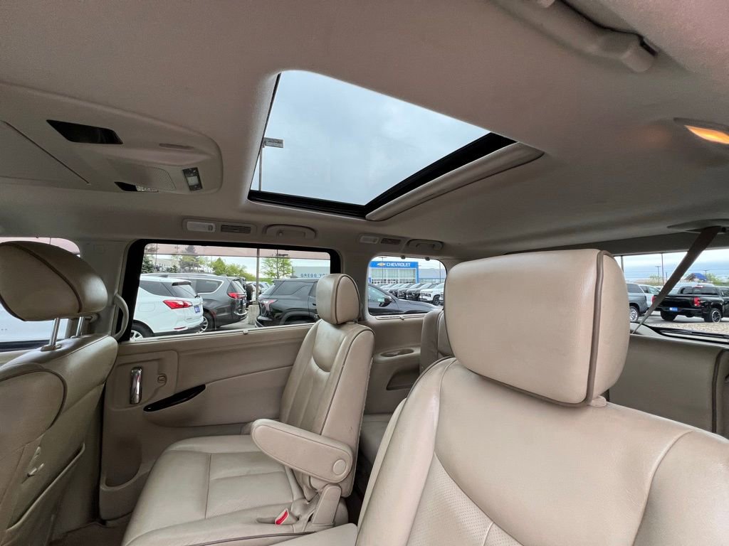 Used 2011 Nissan Quest LE FWD image 21