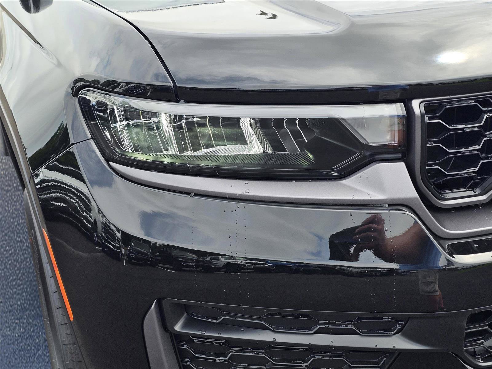 New 2026 Jeep Grand Cherokee Altitude RWD image 4