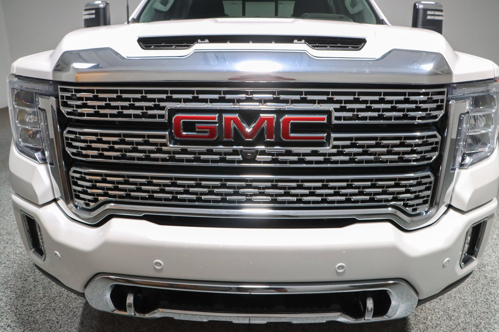 Used 2021 GMC Sierra 2500 Denali w/ Denali Ultimate Package AWD/4WD image 4