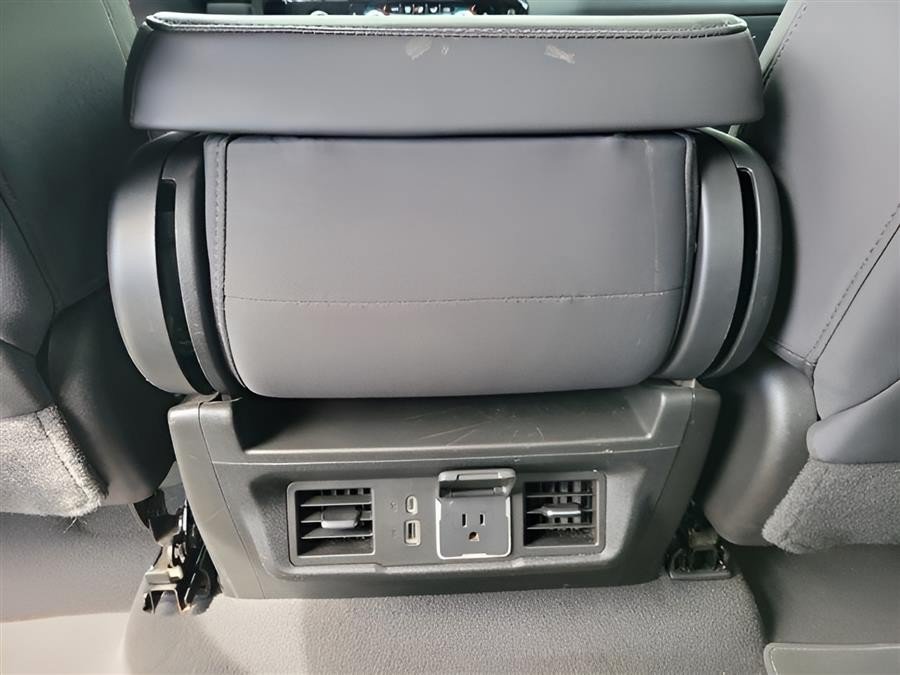 Used 2024 GMC Sierra 1500 SLE RWD image 21