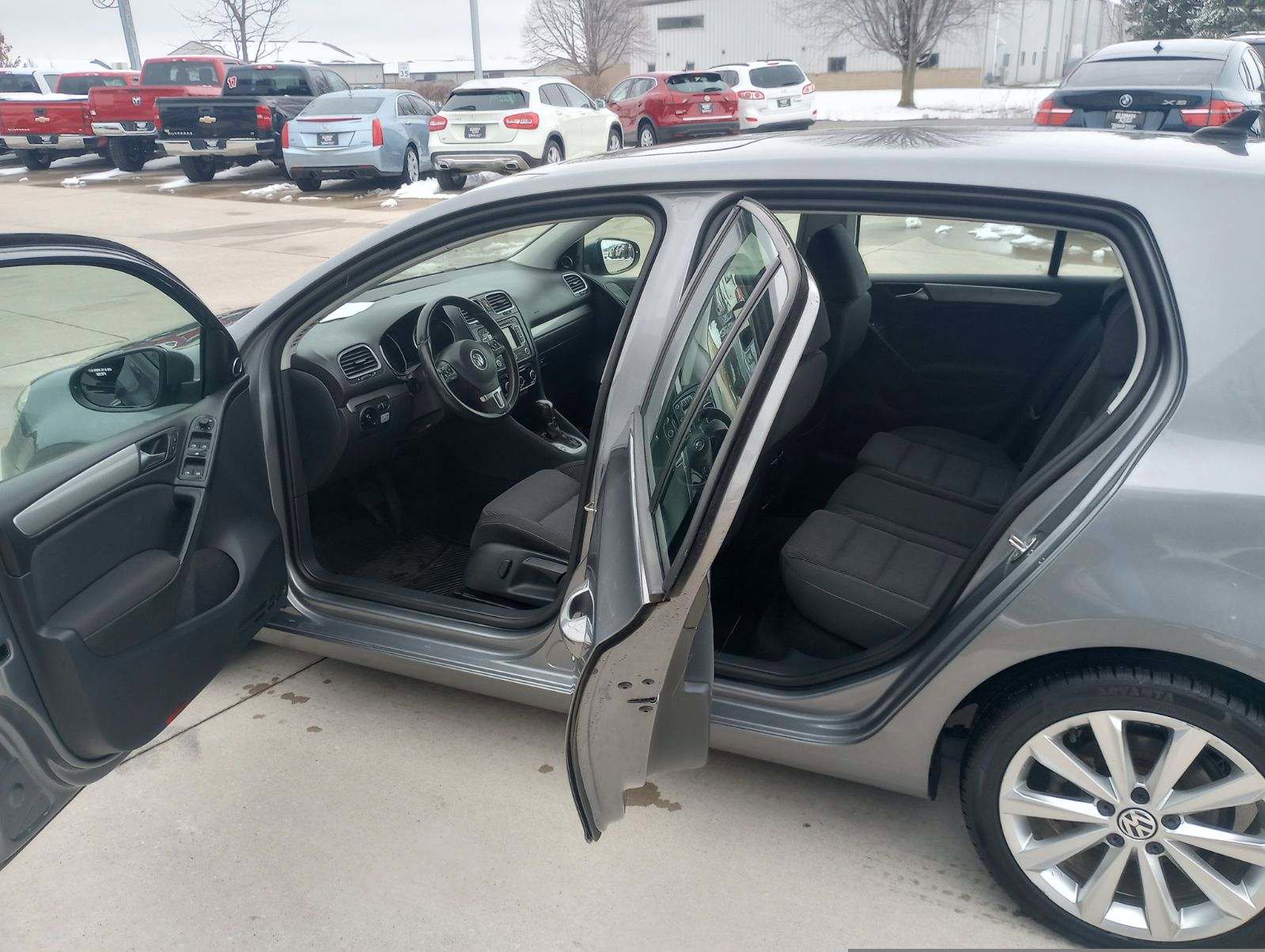 Used 2013 Volkswagen Golf TDI FWD image 18