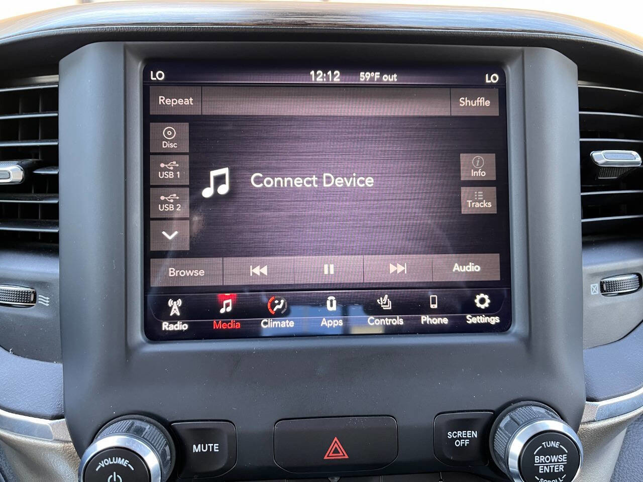 Used 2019 RAM 1500 Laramie image 16