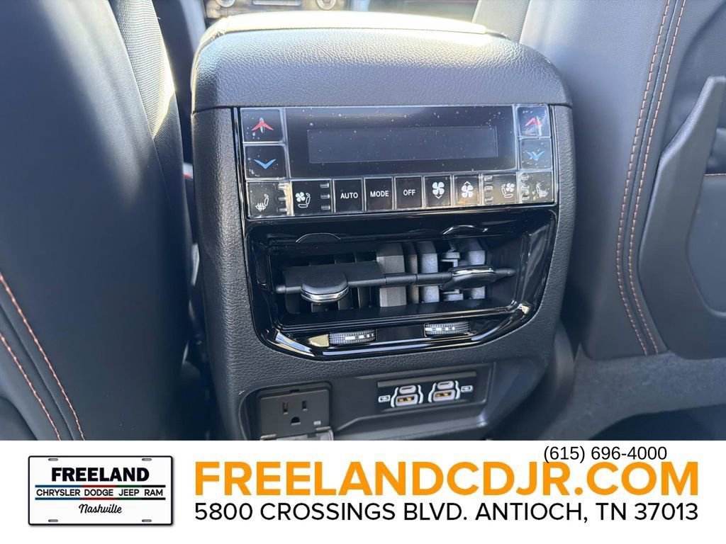 New 2025 Jeep Grand Cherokee L Summit image 17