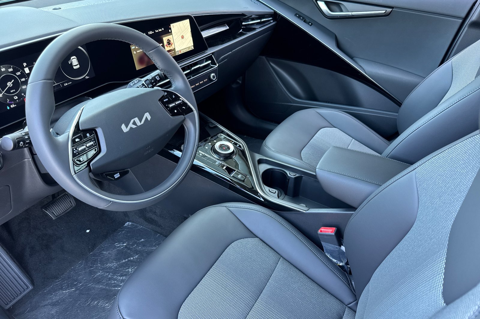 New 2026 Kia Niro Wind FWD image 10