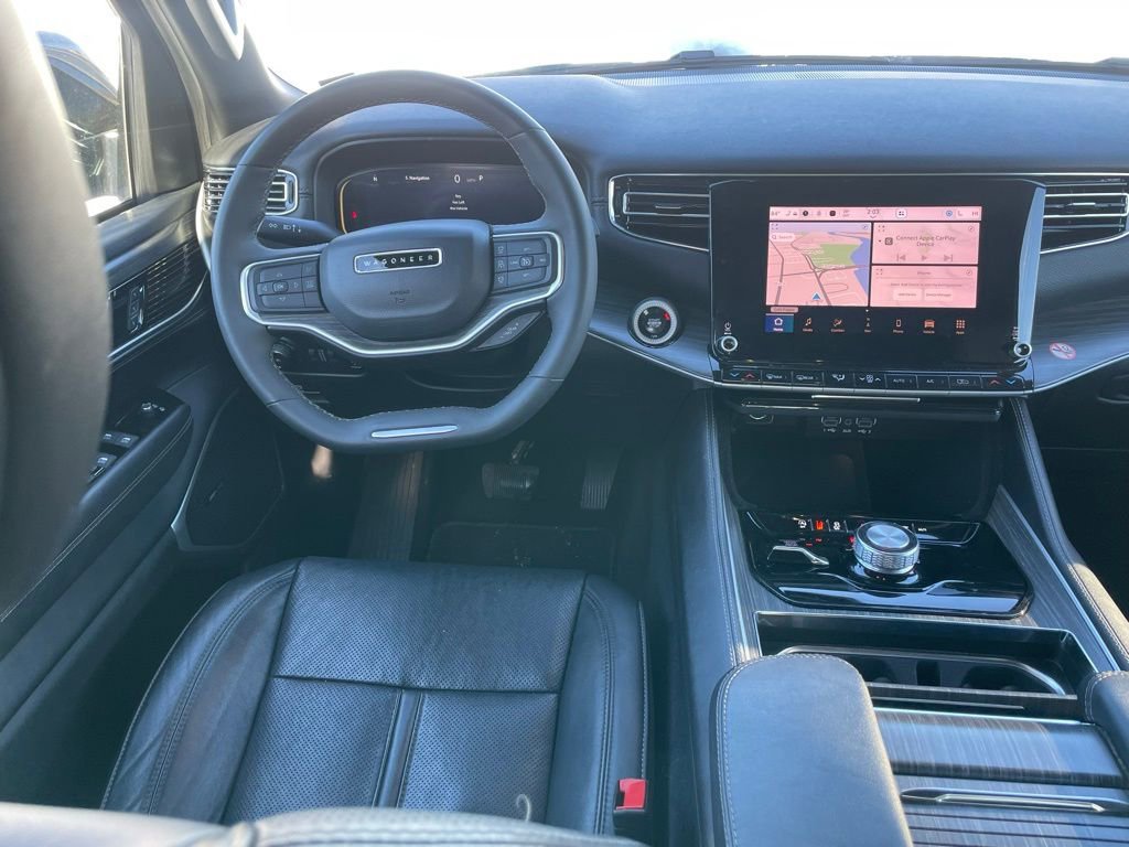 Used 2024 Jeep Wagoneer Series II AWD/4WD image 9