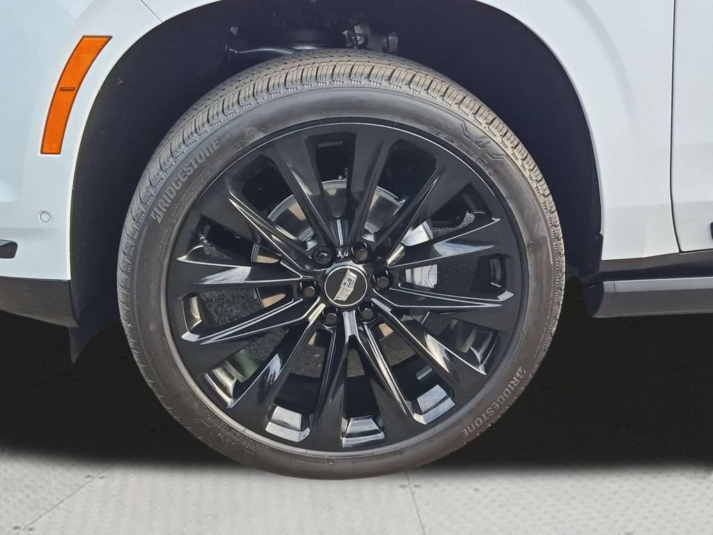 Certified 2026 Cadillac Escalade Platinum Sport w/ LPO, ONYX Package AWD/4WD image 33