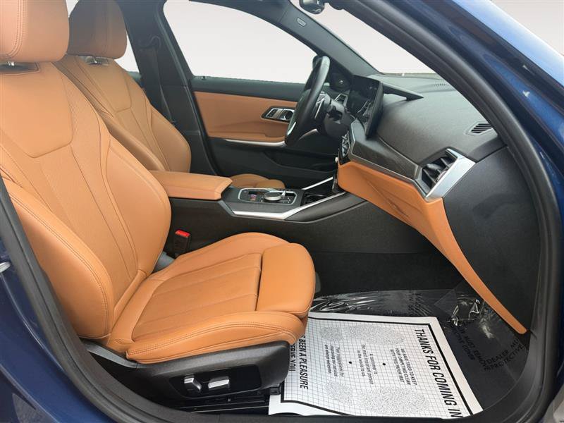 Used 2023 BMW 330i xDrive Sedan AWD/4WD image 18