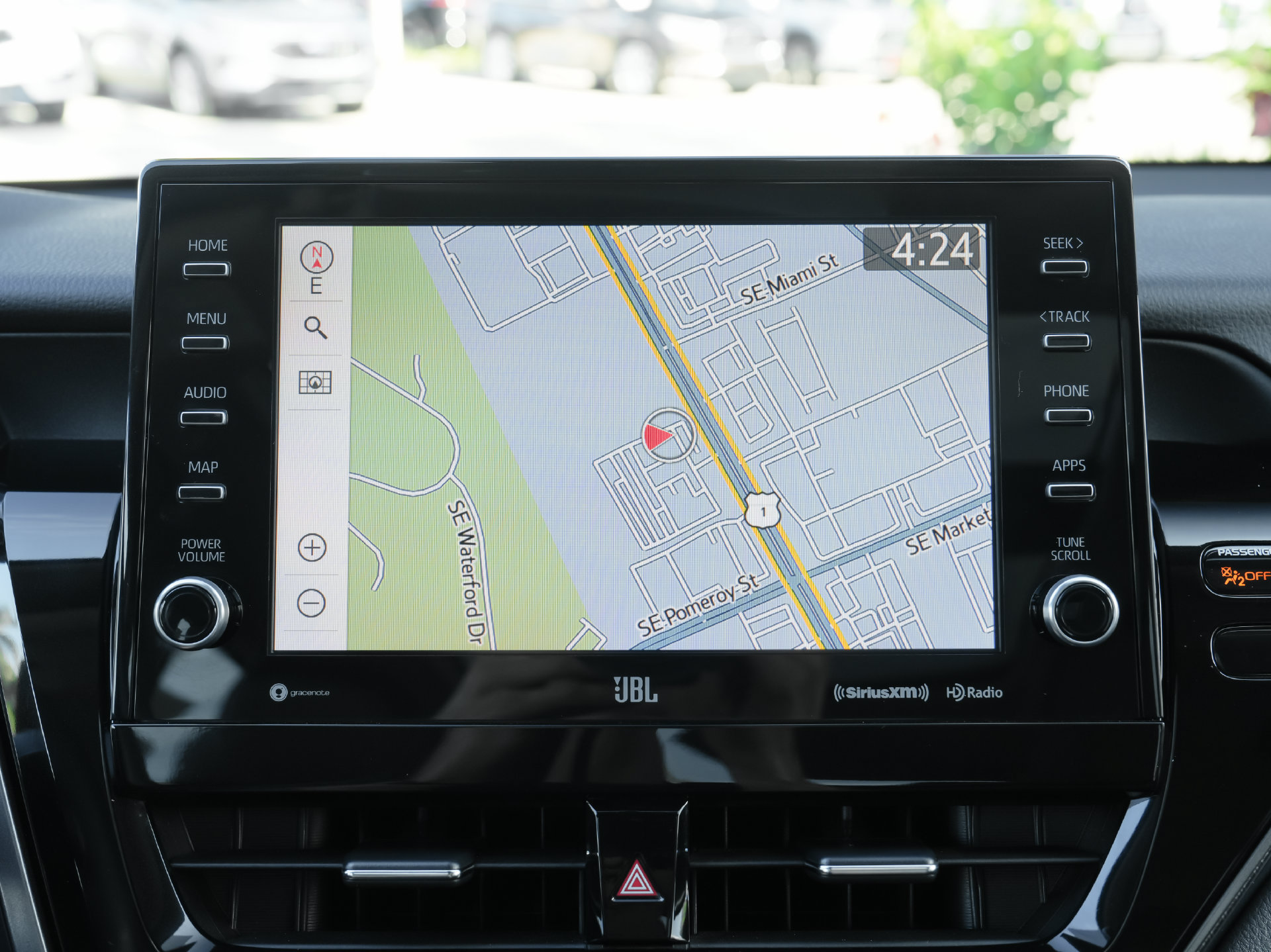 Used 2022 Toyota Camry XSE w/ Navigation Package FWD image 17