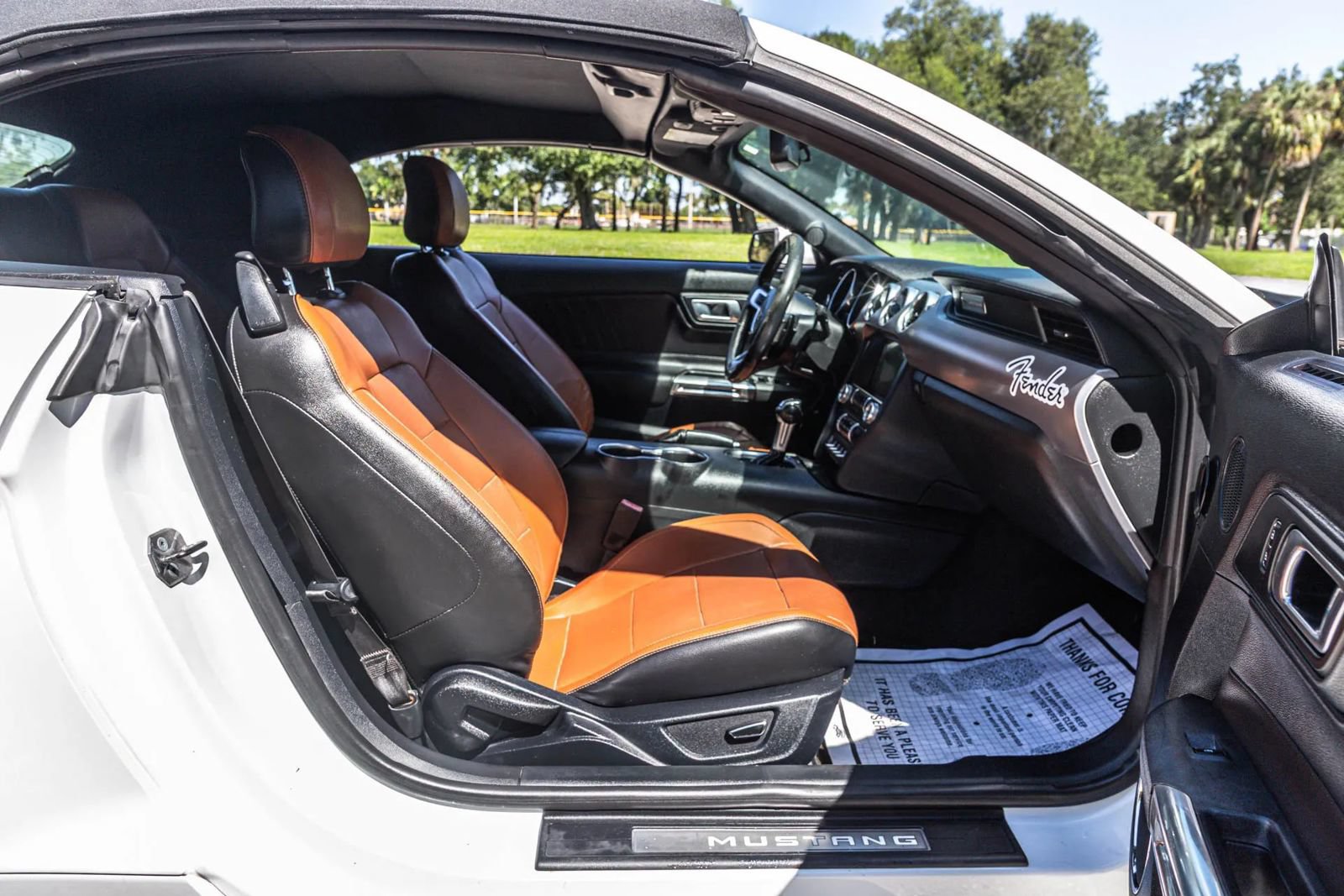 Used 2018 Ford Mustang Premium RWD image 39