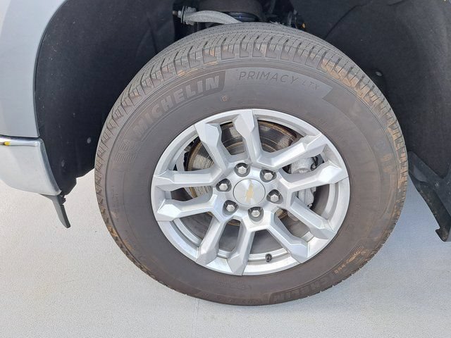 Used 2023 Chevrolet Silverado 1500 LT AWD/4WD image 33